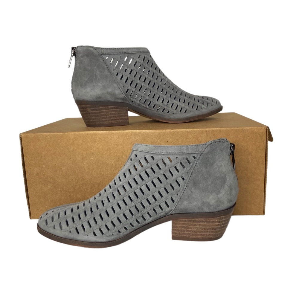 Vince Camuto Pekkan Perforated Suede Women’s 6.5 Zip Ankle Booties Gray